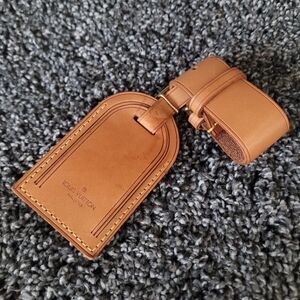 Louis Vuitton Malletier Vachetta Brown Leather Luggage Name Tag Bag Poignet